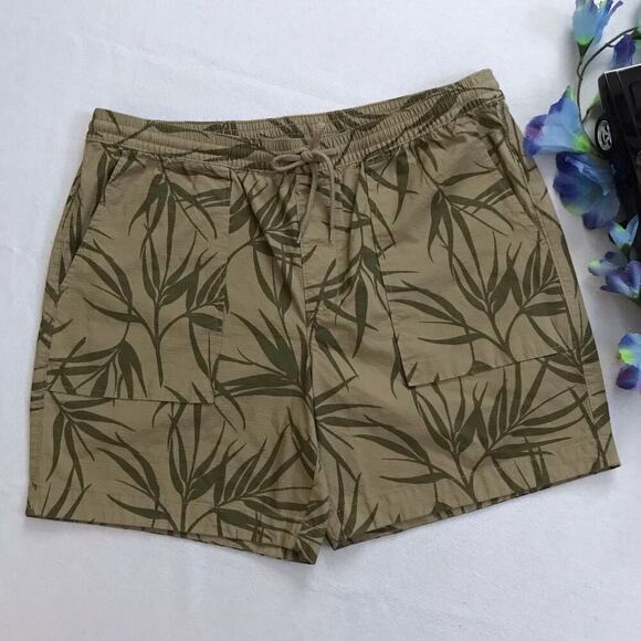 Lands' End NWT Khaki Palm Pull On Shorts Men Various - Picture 2 of 10